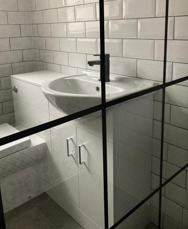 Laurel Street Villa Мидълзбро Екстериор снимка